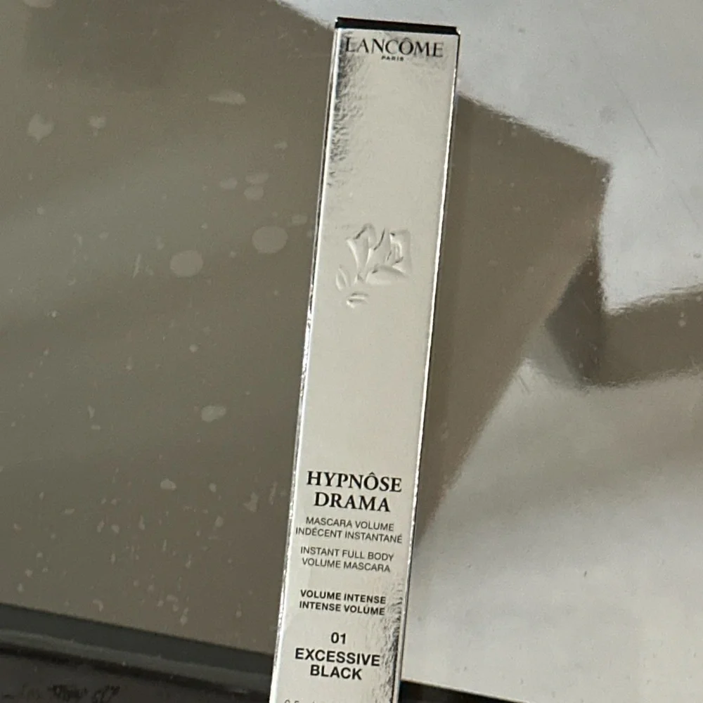 Nwt HYPNÔSE DRAMA Instant Full Body Volume Mascara
